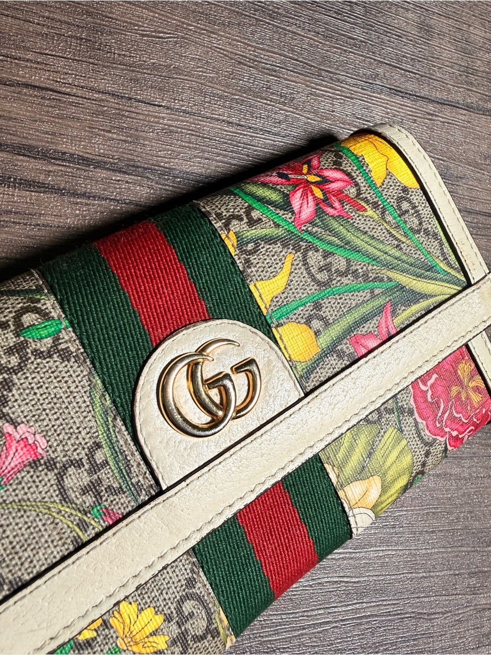 AUTHENTIC Gucci Floral GG Supreme Continental Wallet in Beige with Green-Red Web - Picture 3 of 5